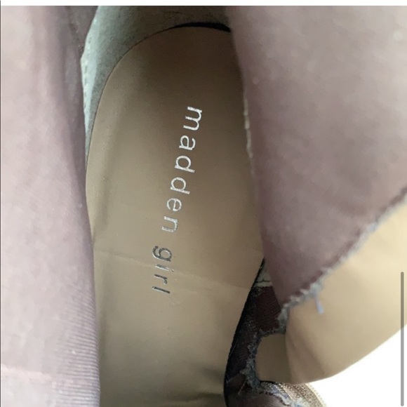 Madden Girl Klash Tan Knee Heeled Boots Size 7 - Picture 8 of 9